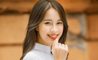 Á khôi Sinh viên Việt Nam 2016 duyên dáng trong bộ ảnh chia tay mái trường