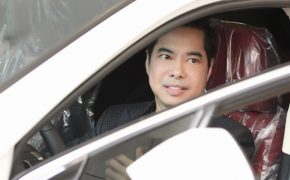 Ngọc Sơn lộ bí mật sau cuộc sống dư dả, được mẹ tặng xế sang ngày sinh nhật