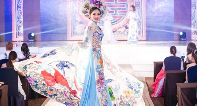 Hoa hậu Nguyễn Thị Thùy được vinh danh tại sự kiện giao lưu văn hóa Việt Hàn