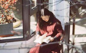 Cô gái biến nhà hoang thành không gian sống trong mơ cho riêng mình