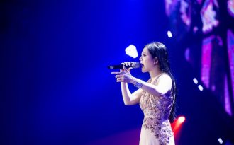 Đinh Hiền Anh da diết với Phút yêu xưa trong liveshow Bằng Kiều