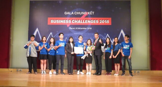 Ý tưởng cho thuê đồ cũ của sinh viên thắng lớn tại giải Business Challenges 2018