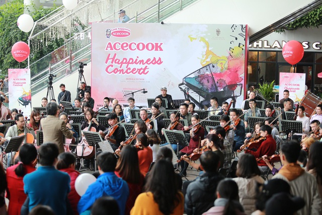 Khán giả thủ đô say mê với Acecook Happiness Concert 2019 - Ảnh 5.