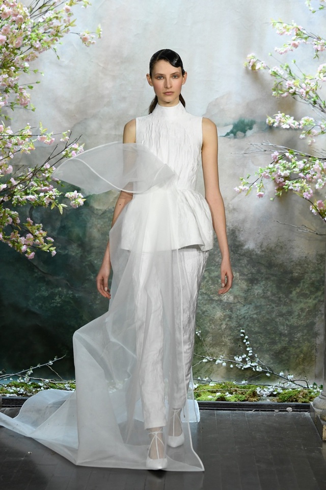 PHUONG MY với show diễn đầy cảm xúc tại New York Fashion Week Bridal - 2