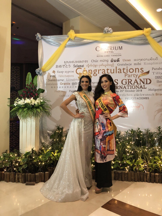 Phương Nga và Miss Grand Intetnational 2018.