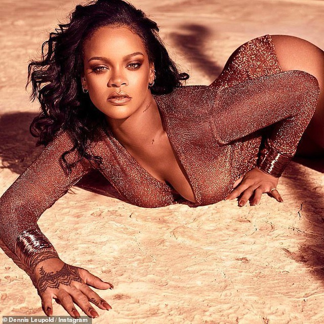 Rihanna tái xuất quyến rũ - 2