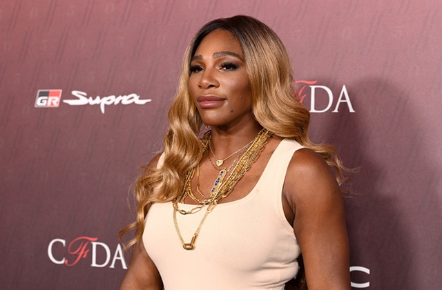 Serena Williams xinh đẹp và nữ tính bất ngờ - 1