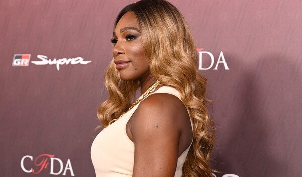 Serena Williams xinh đẹp và nữ tính bất ngờ