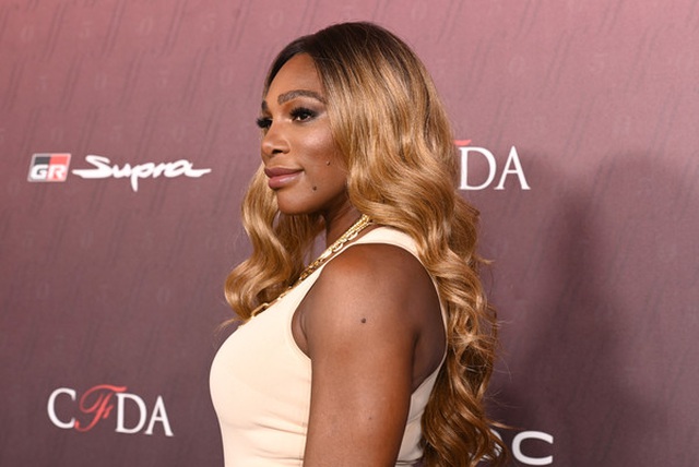 Serena Williams xinh đẹp và nữ tính bất ngờ - 3