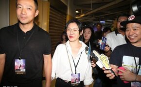 Vợ chồng Từ Hy Viên ‘trốn’ con đi hò hẹn