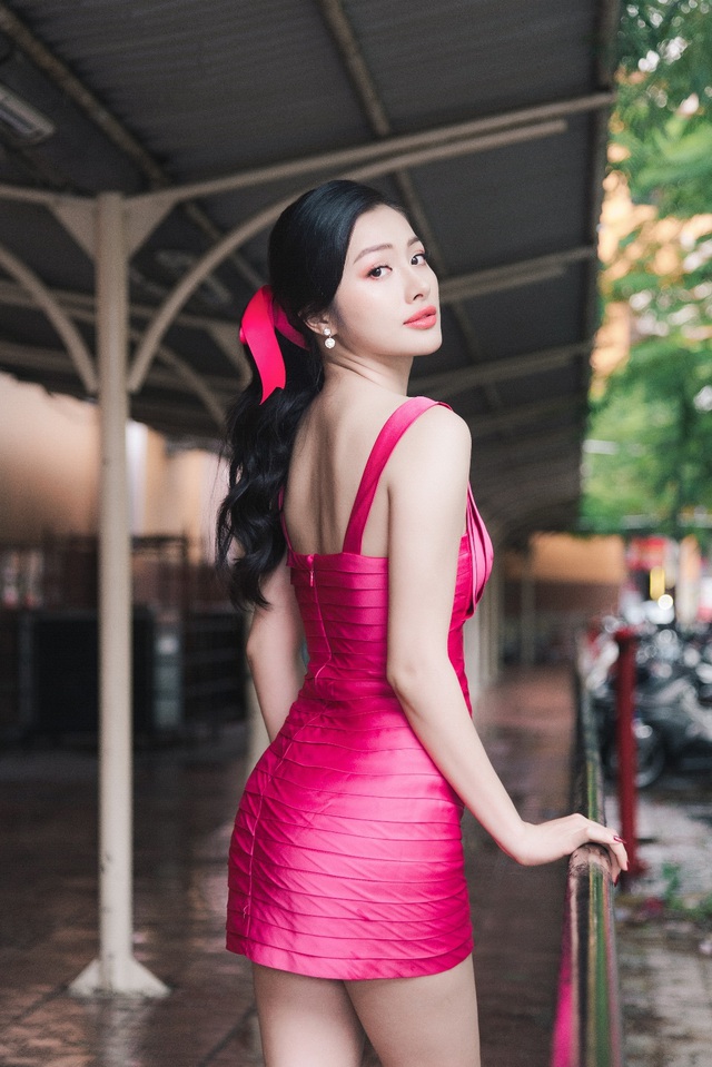 Bắt kịp khuynh hướng hot Pink, Yaya Trương Nhi quyến rũ đến “nghẹt thở” - 9