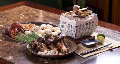 Nấm Matsutake nướng than hoa