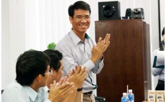 Thêm 16 khách hàng “trúng lớn” từ Sắc Ngọc Khang