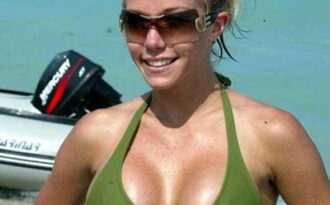 Người mẫu Playboy muốn có con trai