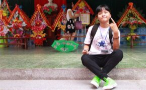 Cô gái sinh năm 2001 đang là “hiện tượng hát nhép” trên mạng