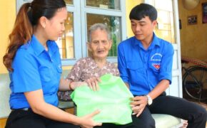 Tuổi trẻ Bình Định, Huế với truyền thống “Uống nước nhớ nguồn”