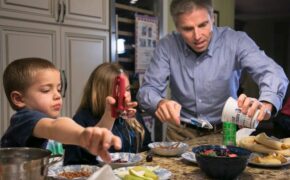 9 điểm chung của phụ huynh có con thành công