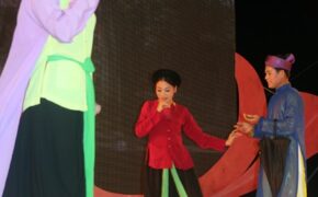 Đượm tình khúc hát dân ca – Nối vòng tay biển 2012