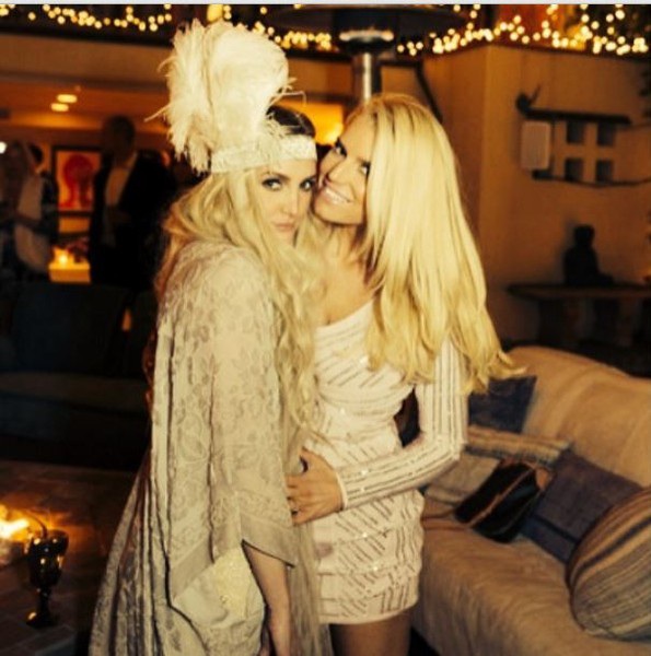 Jessica and Ashlee Simpson