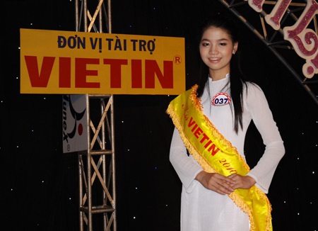 Miss VIETIN duyên dáng trong hội thi HSSV tài năng thanh lịch - 9