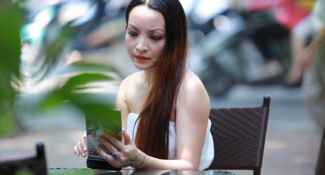 Linh Nga đã đi qua “cõi chết” để tìm thấy bình yên