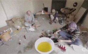 Cận cảnh “công nghệ” chế thuốc giả bằng vôi vữa