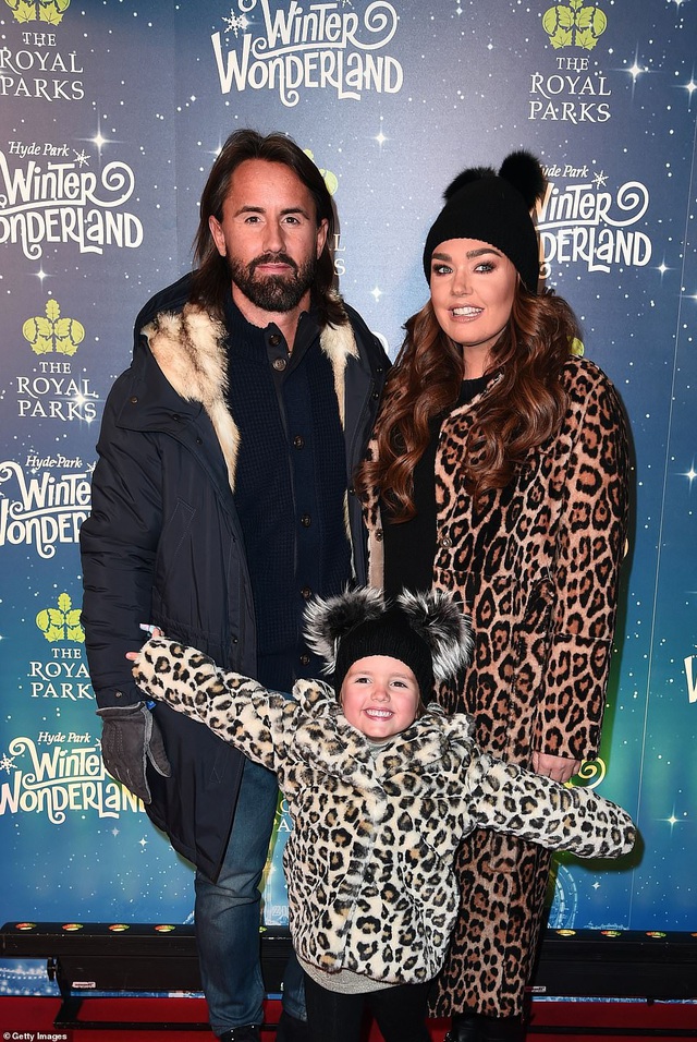  Sự xuất hiện của Tamara Ecclestone bên chồng con đã xóa tan tin đồn hôn nhân của cô lục đục 