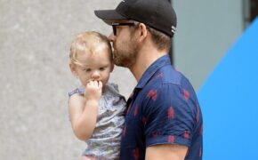 Tài tử phim Deadpool lộ diện bên con gái nhỏ