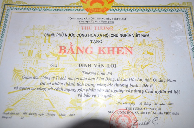 Các bằng khen, giấy khen của ông