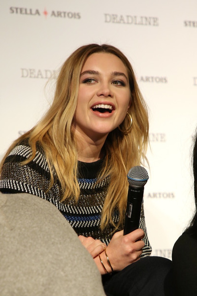 Cận cảnh làn da láng mịn của Florence Pugh - 4