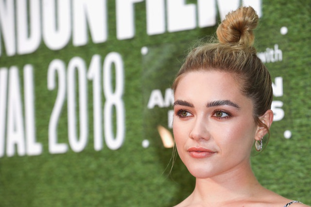 Cận cảnh làn da láng mịn của Florence Pugh - 3