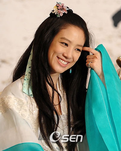 Jung Ryeo Won: 