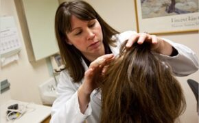 Làm sao để chọn sản phẩm giảm rụng tóc hiệu quả?