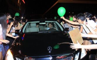 Mỹ nam xứ Hàn Kim Hyun Joong “né” fan Việt