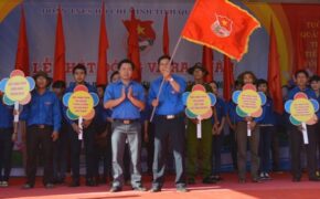 Quảng Ngãi: Hàng ngàn đoàn viên ra quân tình nguyện hè