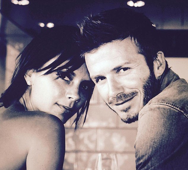 Vợ chồng Beckham hạnh phúc kỷ niệm 16 năm ngày cưới - 2 Victoria Beckham