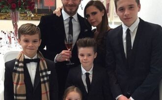 Vợ chồng Beckham hạnh phúc kỷ niệm 16 năm ngày cưới