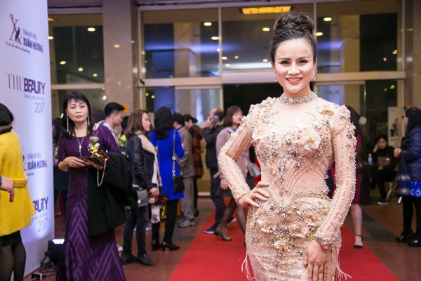 Á hoàng kim cương Hạnh Kimmy lộng lẫy tại The Beauty - 2