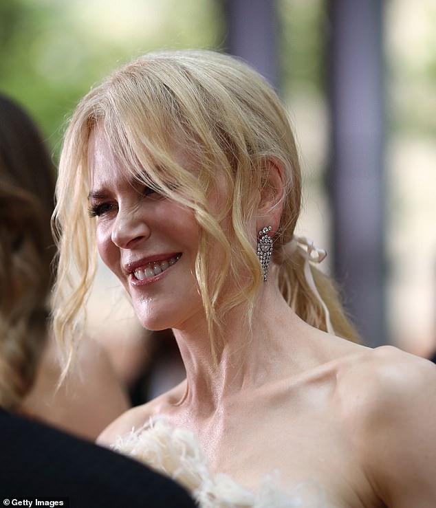  Nicole Kidman trẻ đẹp đáng kinh ngạc trên thảm đỏ 