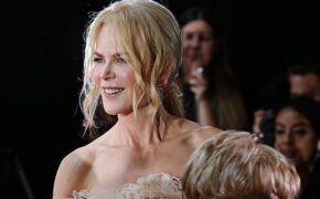 Nicole Kidman vẫn rạng ngời ở tuổi 51