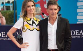 Sao phim Mặt nạ của Zorro hạnh phúc bên bạn gái kém 20 tuổi