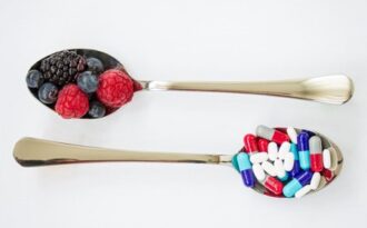 Thực phẩm chức năng: Thời vàng thau lẫn lộn