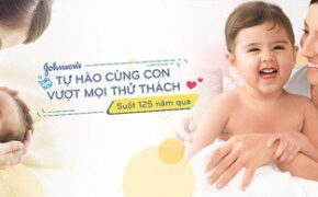 Hé lộ “góc khuất” đằng sau những khung ảnh siêu cute của các bà mẹ hot nhất MXH