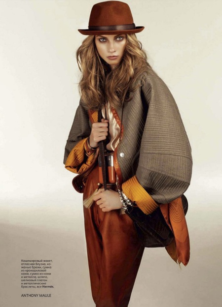 Anna Selezneva cá tính trên Vogue - 6