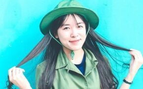 Hoa hậu Kỳ Duyên và SV Ngoại thương khoe ảnh tập quân sự