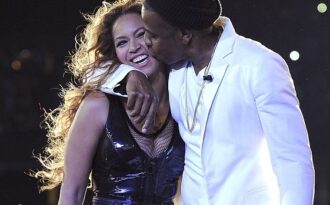Vợ chồng Beyoncé Knowles đang che giấu hôn nhân rạn nứt?