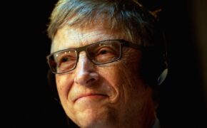 Một ngày của người đàn ông giàu nhất thế giới diễn ra như thế nào?