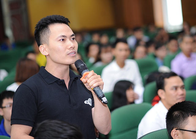 Bạn Trinh, cựu ĐH Xây dựng hỏi: “Nhiều công nghệ nổi tiếng như Google đều trải qua giai đoạn “lò ấp” trong các trường đại học, ông Thành có thể chia sẻ về điều này được không?”.