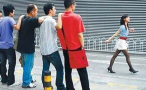 Bi hài chuyện dạy “tán gái”, “cưa trai”