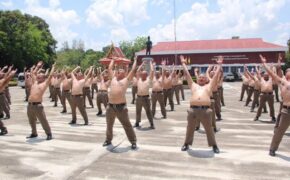 Thừa cân béo phì, cảnh sát Thái Lan bị gửi đến trại… “triệt mỡ”